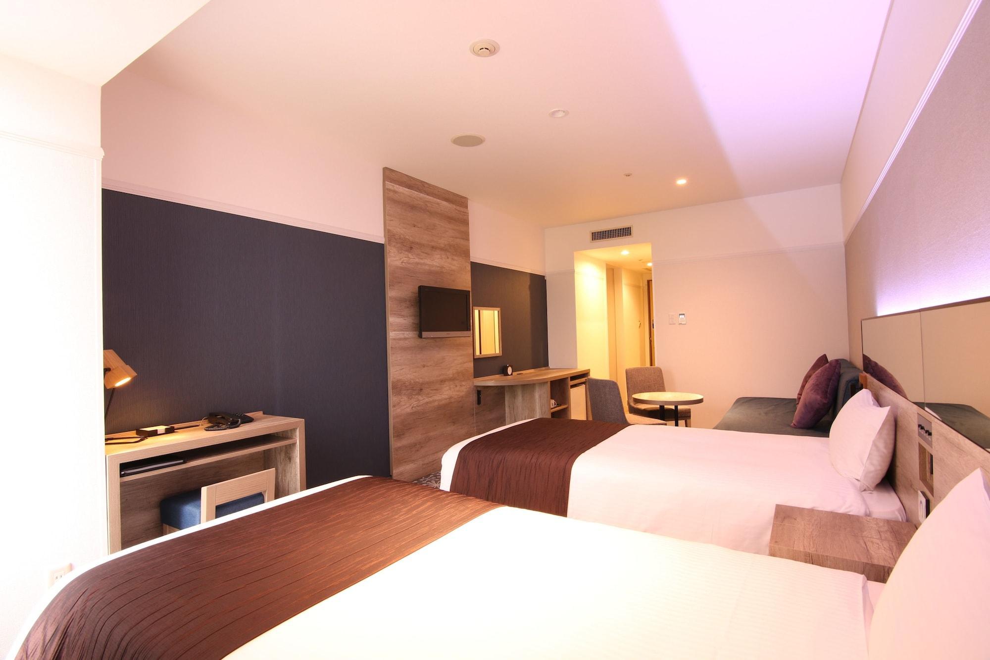 โรงแรม ควินเทสซ่า โฮเต็ล 4*
